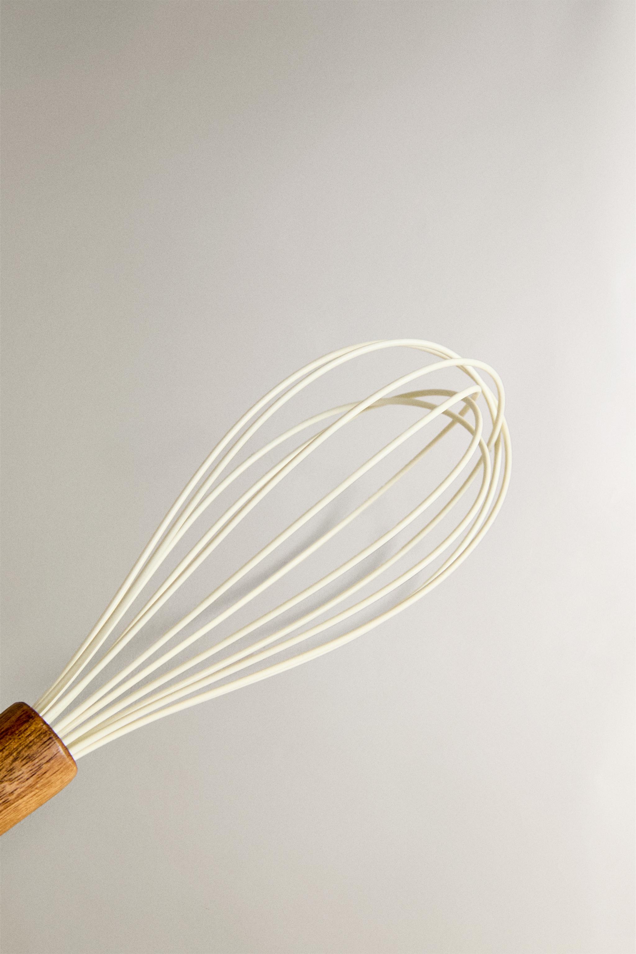 SILICONE AND WOOD WHISK